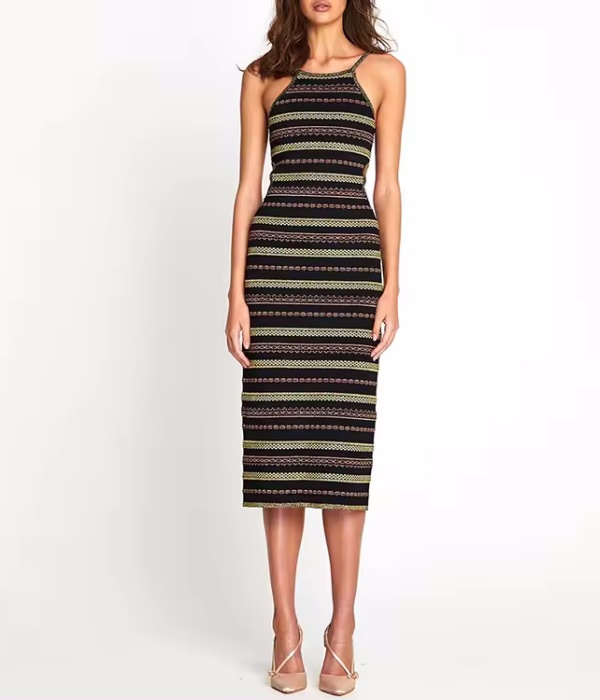 粉色女式针织毛衣连衣裙